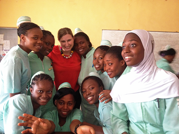 Amanda Puckett and midwifery students in Nigeria